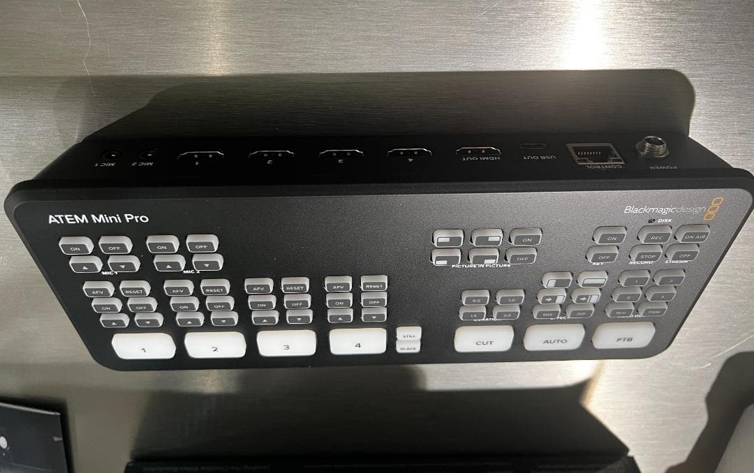 【値下げしました】Blackmagic Design ATEM Mini Pro