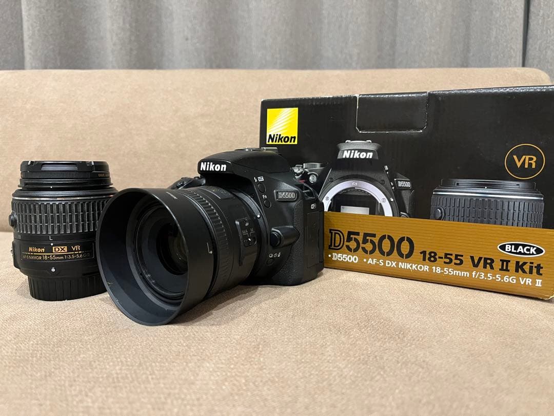 Nikon D5500 一眼レフカメラ キット(単焦点レンズ付き)