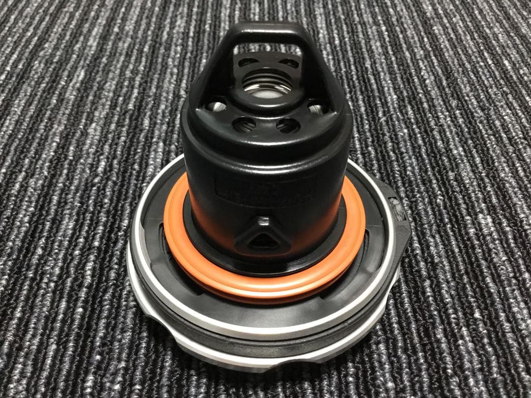 ABARTH 595 アバルト フューエルキャップ 500 ガソリンキャップ