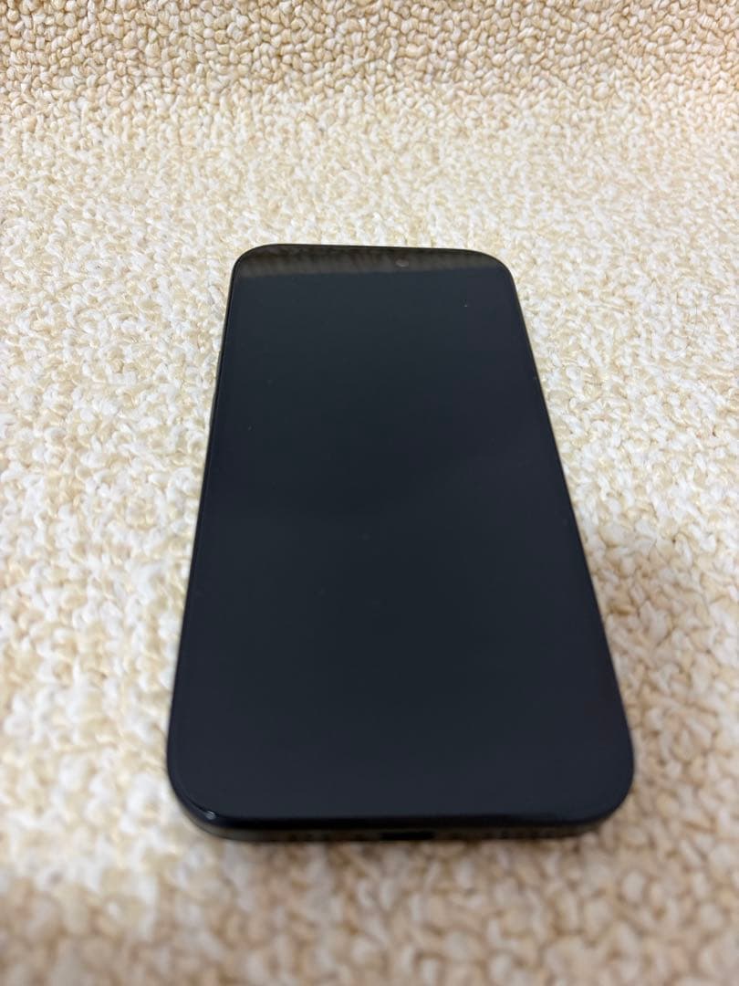 Apple iPhone 15 本体　256GB