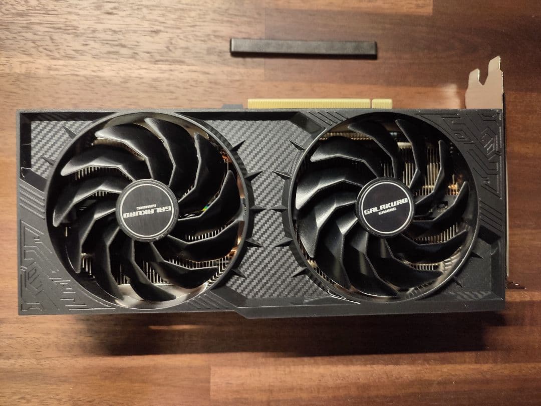 GeForce RTX4070 玄人志向 12GBモデル