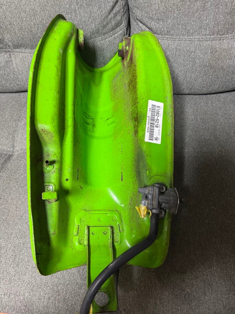 カワサキ　250tr 純正タンク