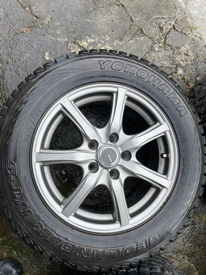 215/65R16 5穴x 114.3スタッドレスタイヤ ホイール付 4本セット