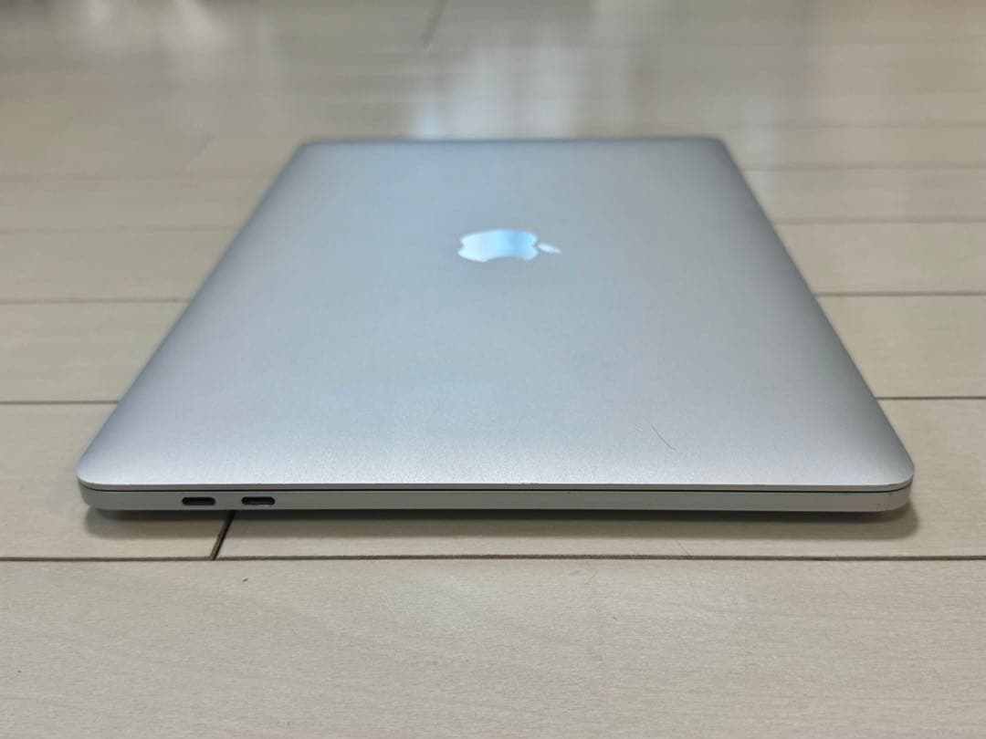 MacBookPro M1/2020 【メモリ8GB/ストレージ512GB】