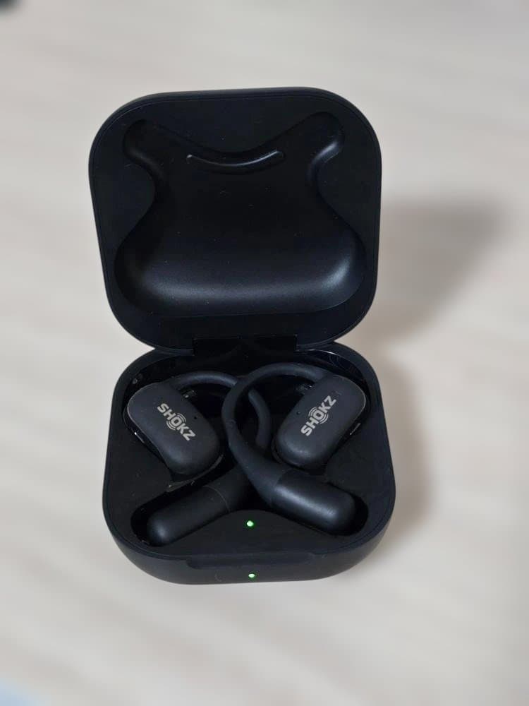 SHOKZ OpenFit ワイヤレスイヤホン ブラック オープンイヤー