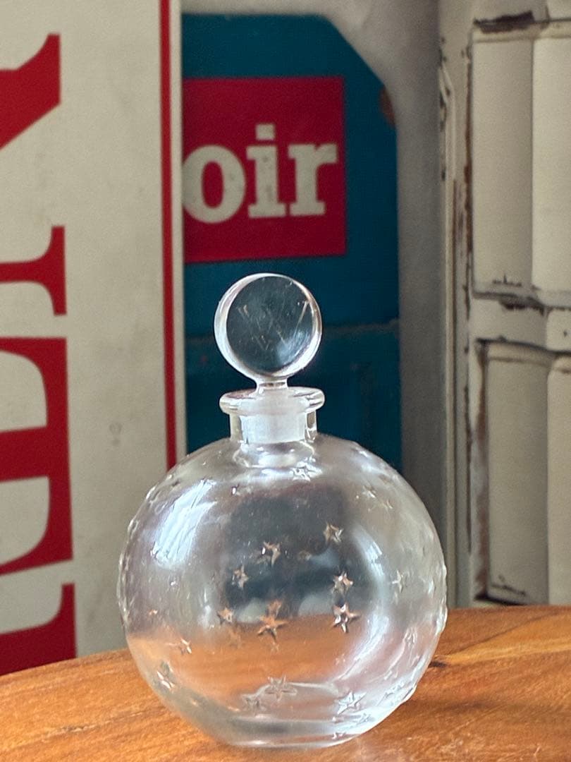 フランス　アンティーク　ガラス　パフューム　ボトル　香水瓶　ラリック　ビン　星