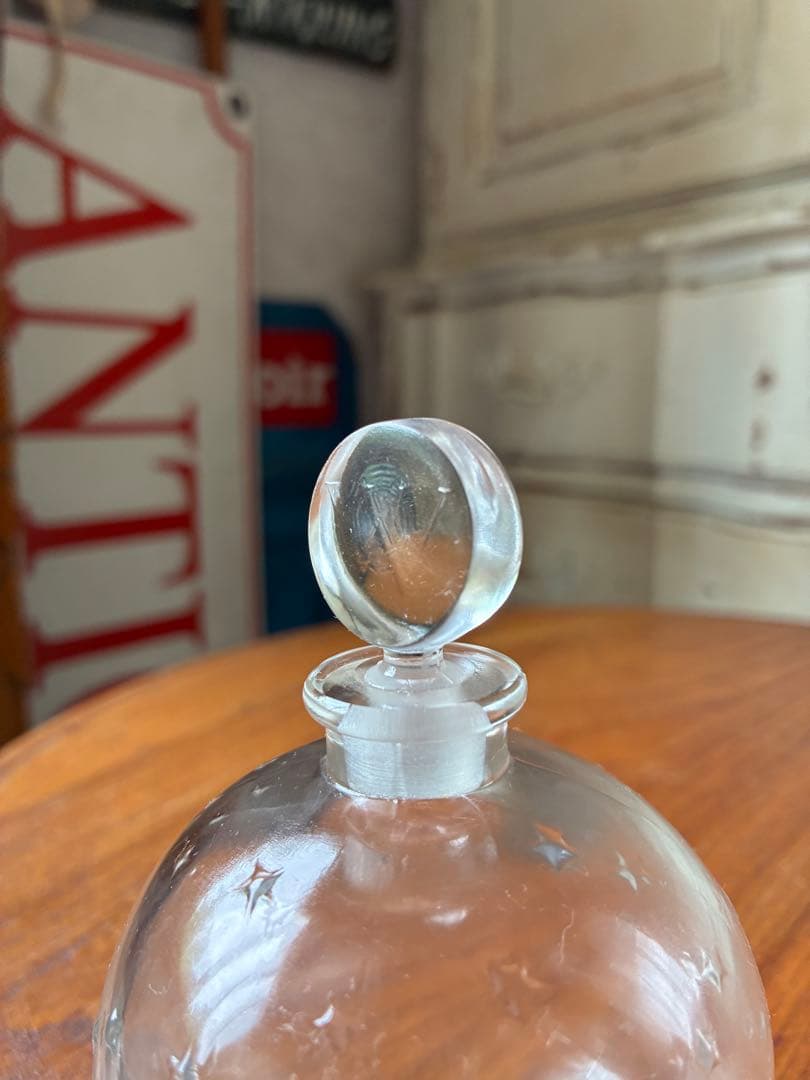 フランス　アンティーク　ガラス　パフューム　ボトル　香水瓶　ラリック　ビン　星