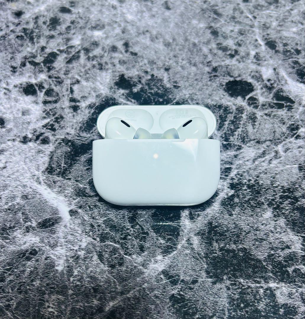 AirPods Pro 第2世代 / Lightningモデル