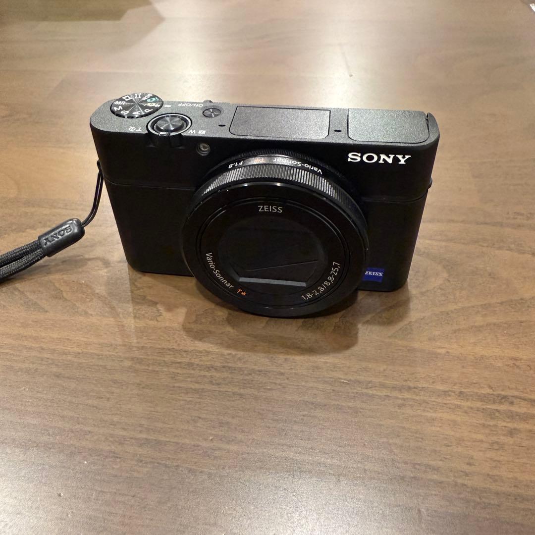 SONY RX100Ⅲ 動作確認済み 数箇所傷有り