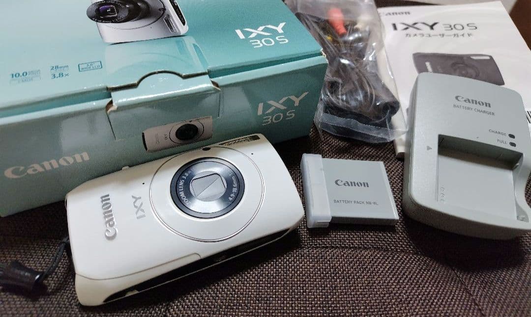 【ジャンク品】Canon IXY 30S コンパクトデジタルカメラ