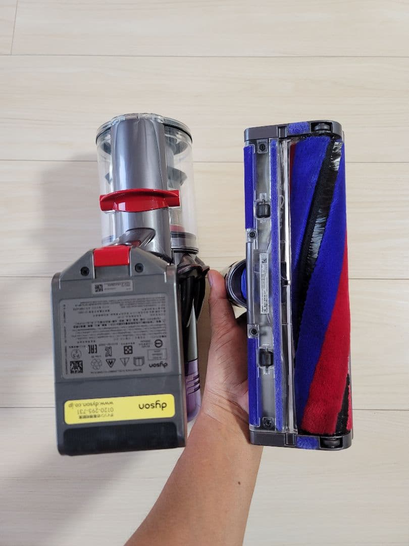 ダイソン Dyson sv18 サイクロン式 コードレス掃除機