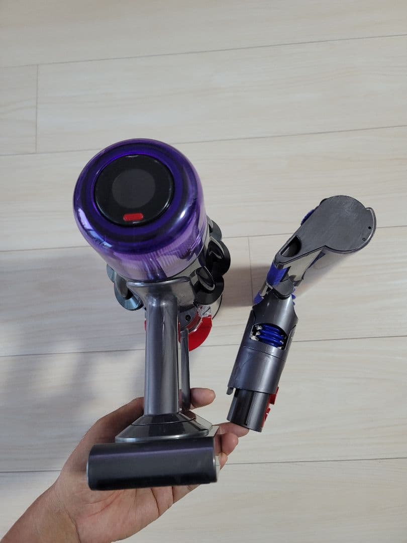 ダイソン Dyson sv18 サイクロン式 コードレス掃除機