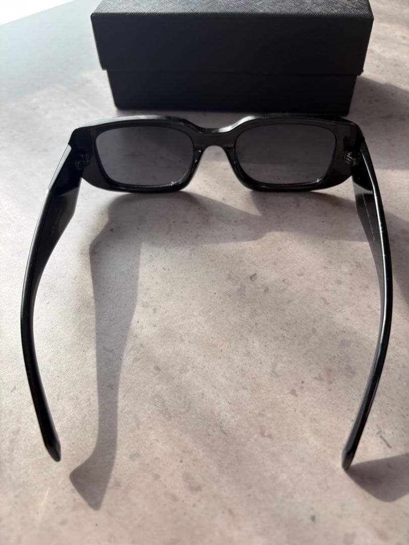 プラダ　PRADA サングラス　メンズ　レディース　値下げ中