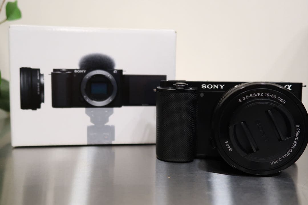 【美品】SONY ZV-E10 ミラーレス一眼　パワーズームレンズキット