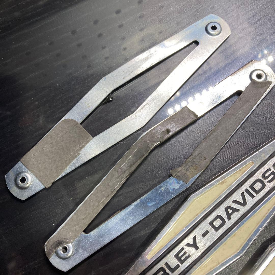 希少！HARLEY-DAVIDSON 純正タンクエンブレム 2個セット