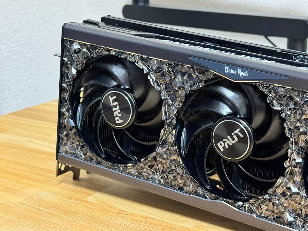 Palit RTX 4090 GameRock OmniBlack 動作確認済