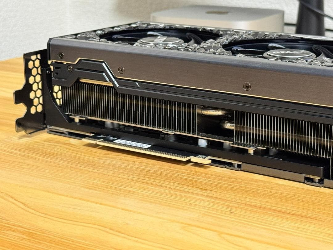 Palit RTX 4090 GameRock OmniBlack 動作確認済