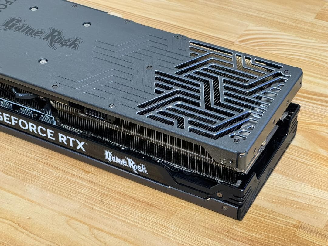 Palit RTX 4090 GameRock OmniBlack 動作確認済