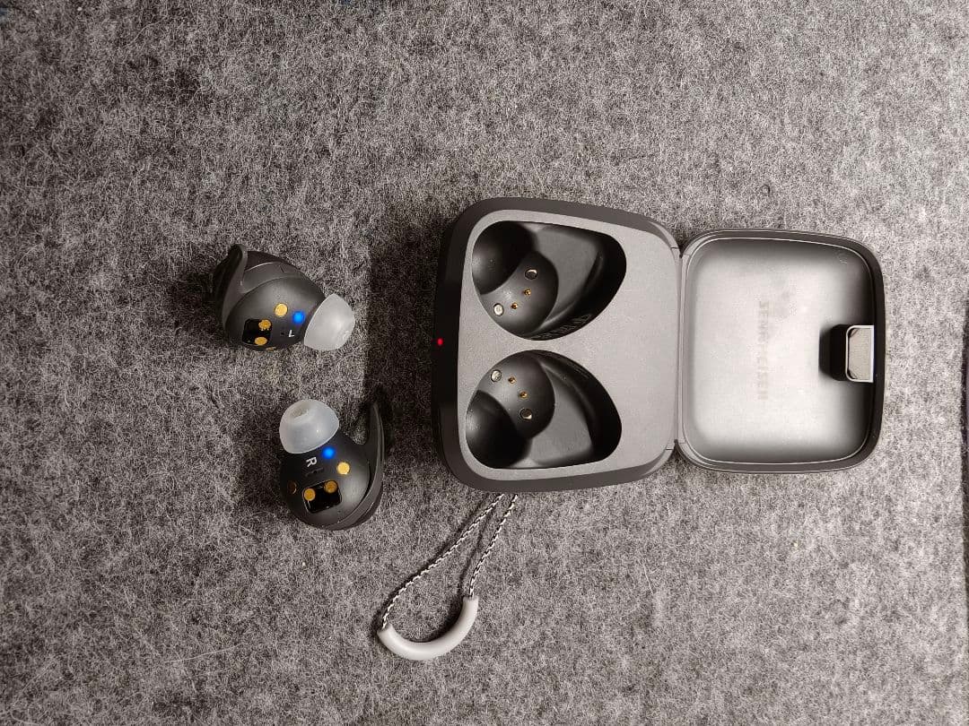 イヤホン sennheiser momentum sports