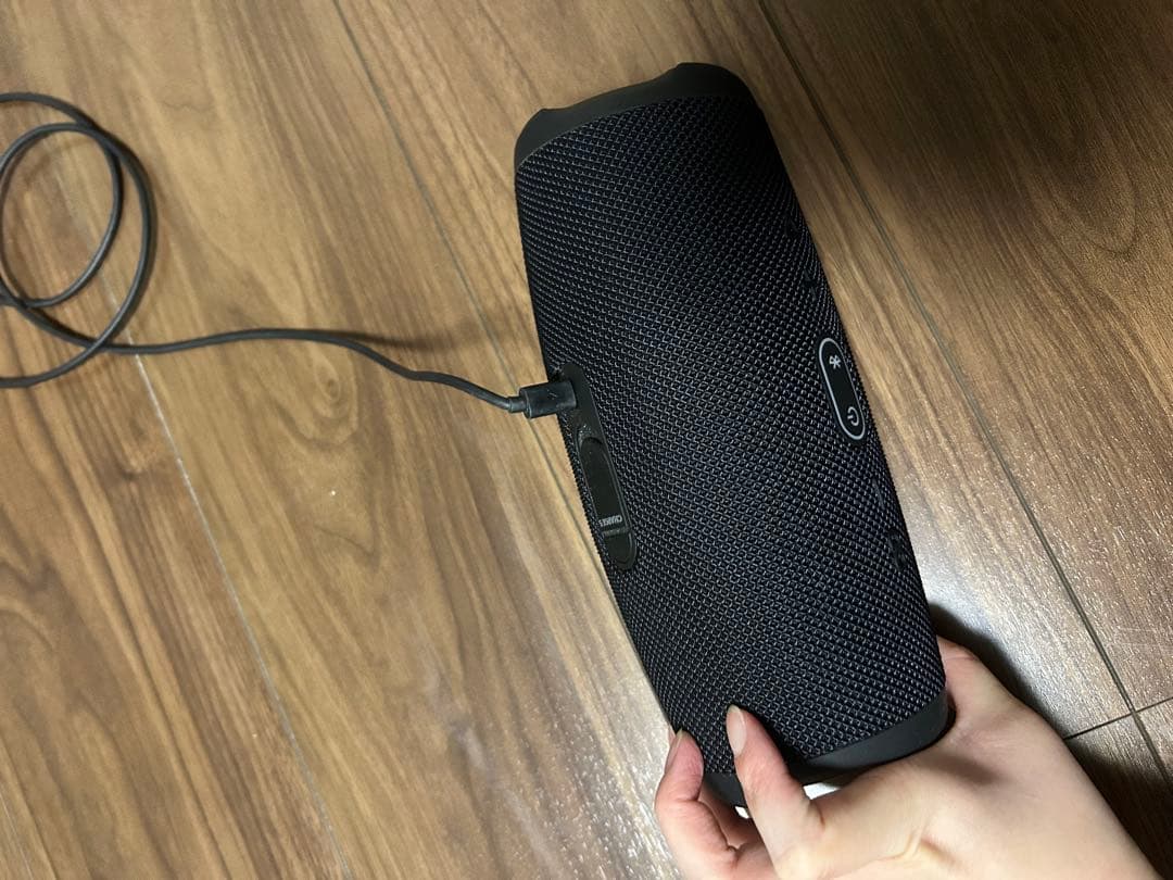 JBLワイヤレススピーカー　charge5