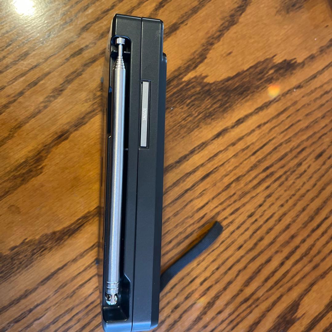 TECSUN高感度短波ラジオPL-880