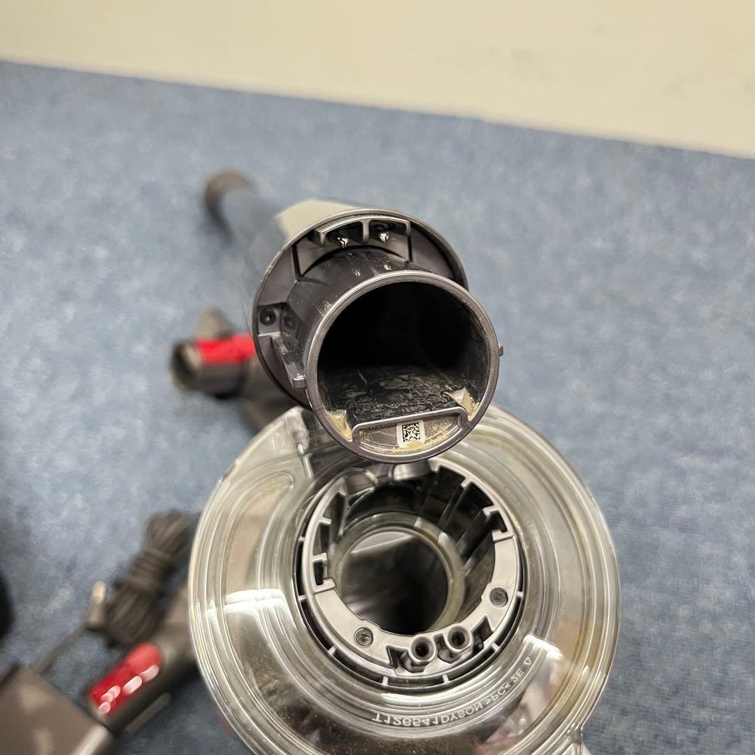 美品 Dyson V12 Detect Slim コードレスクリーナー SV46