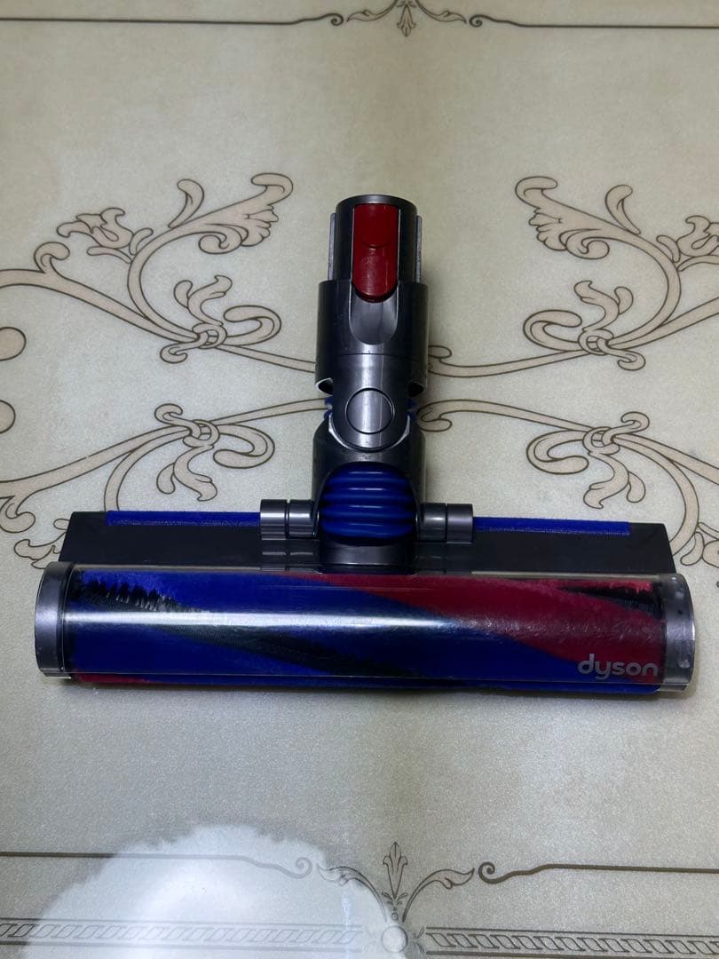 Dyson SV18 コードレス掃除機　純正ブラケット付き 分解清掃済み