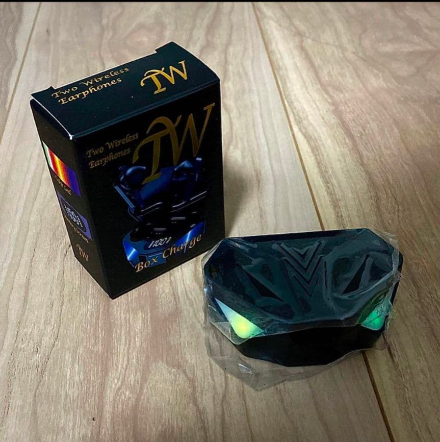 ジャグラー ワイヤレスイヤホン　おまけ付き　2点