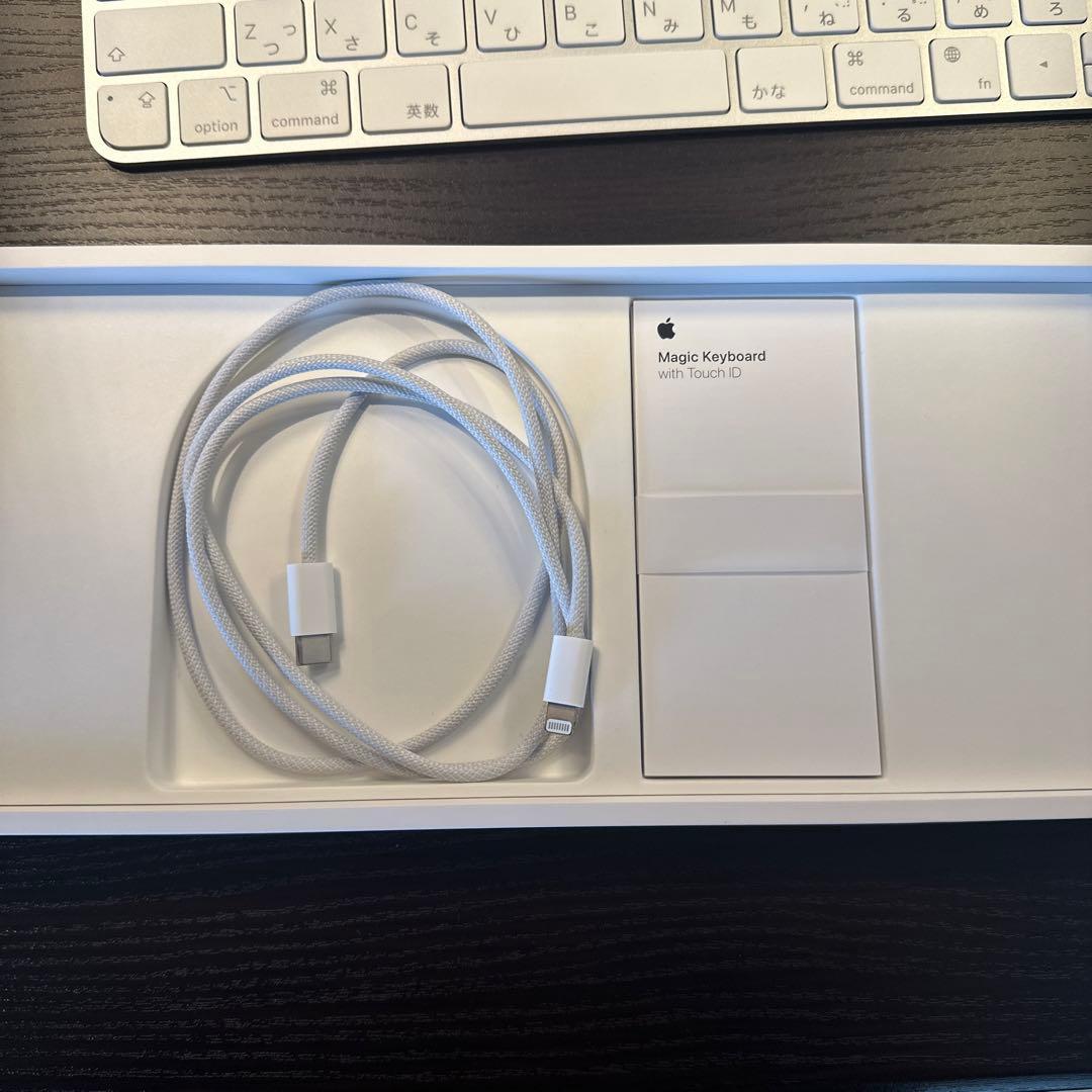 キーボード MK293J/A Magic Keyboard with Touch ID