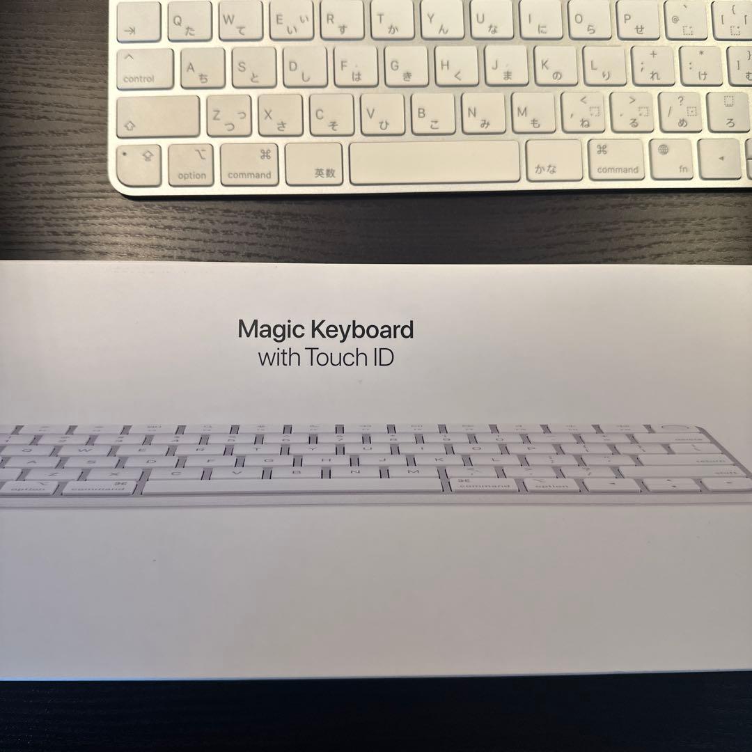 キーボード MK293J/A Magic Keyboard with Touch ID