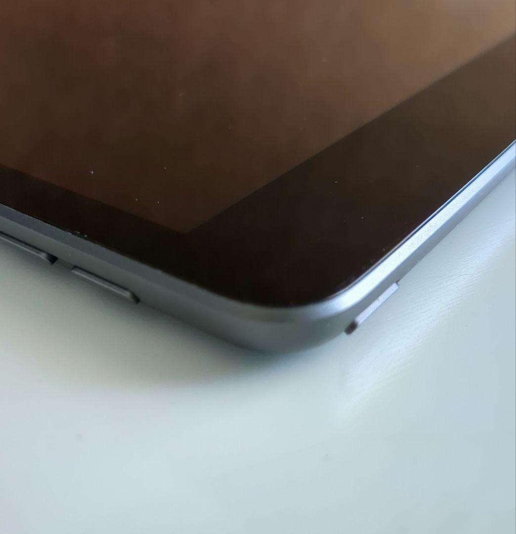 Apple iPad 第7世代　スペースグレー 本体