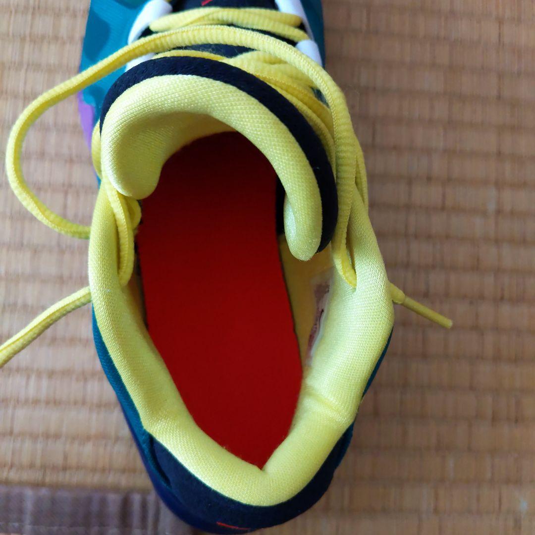 ヤニス　フリーク1 マルチカラー