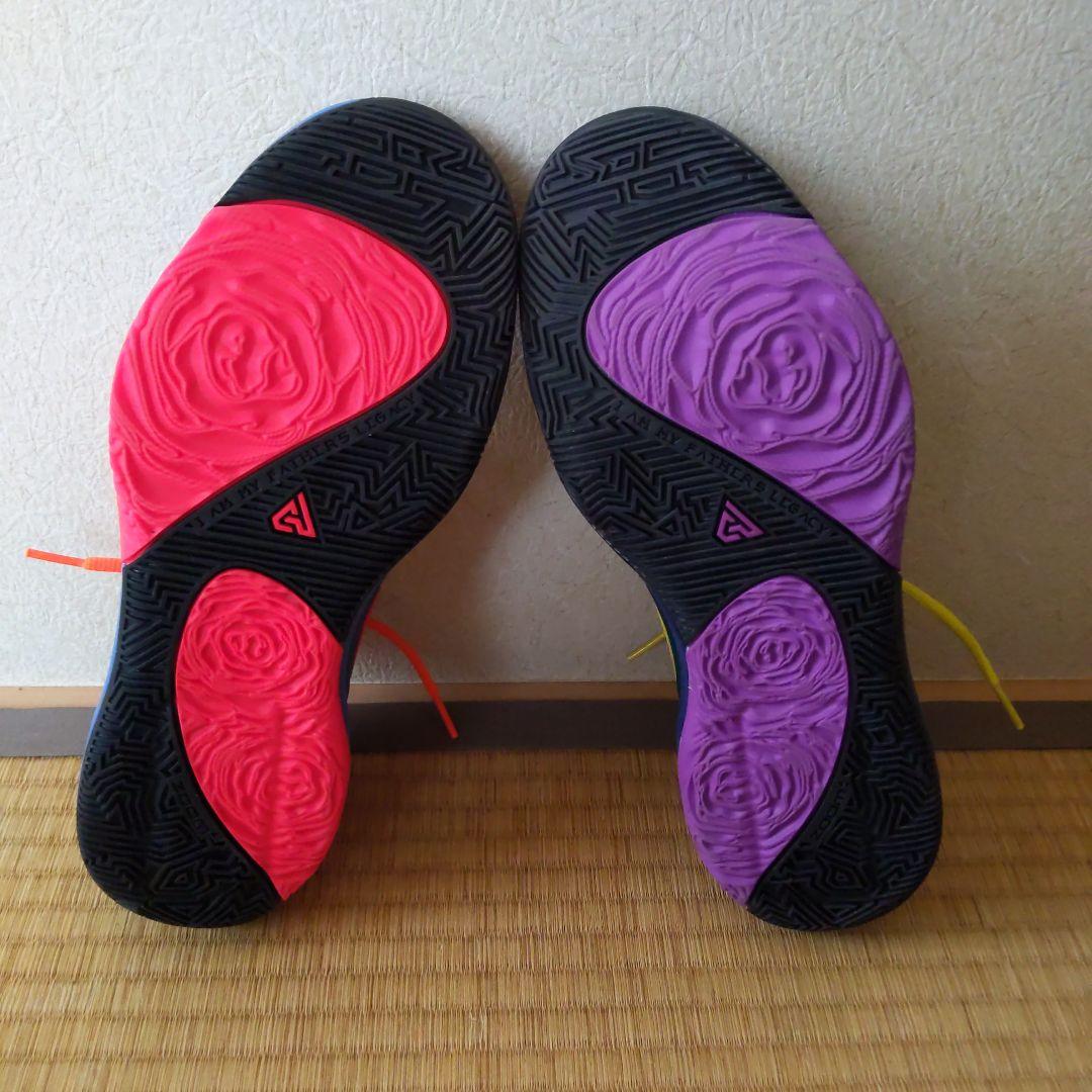 ヤニス　フリーク1 マルチカラー