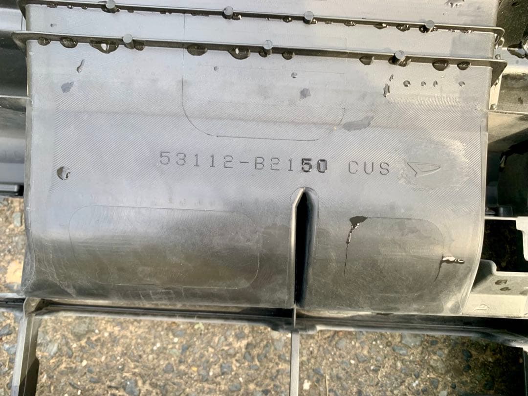 ダイハツ ムーヴカスタム DBA-LA110S フロントバンパー