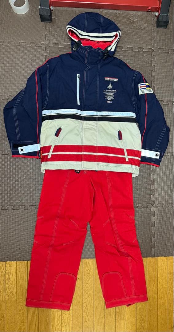 【美品】DESCENTE スノー スキーウェア 上下セット　Mサイズ