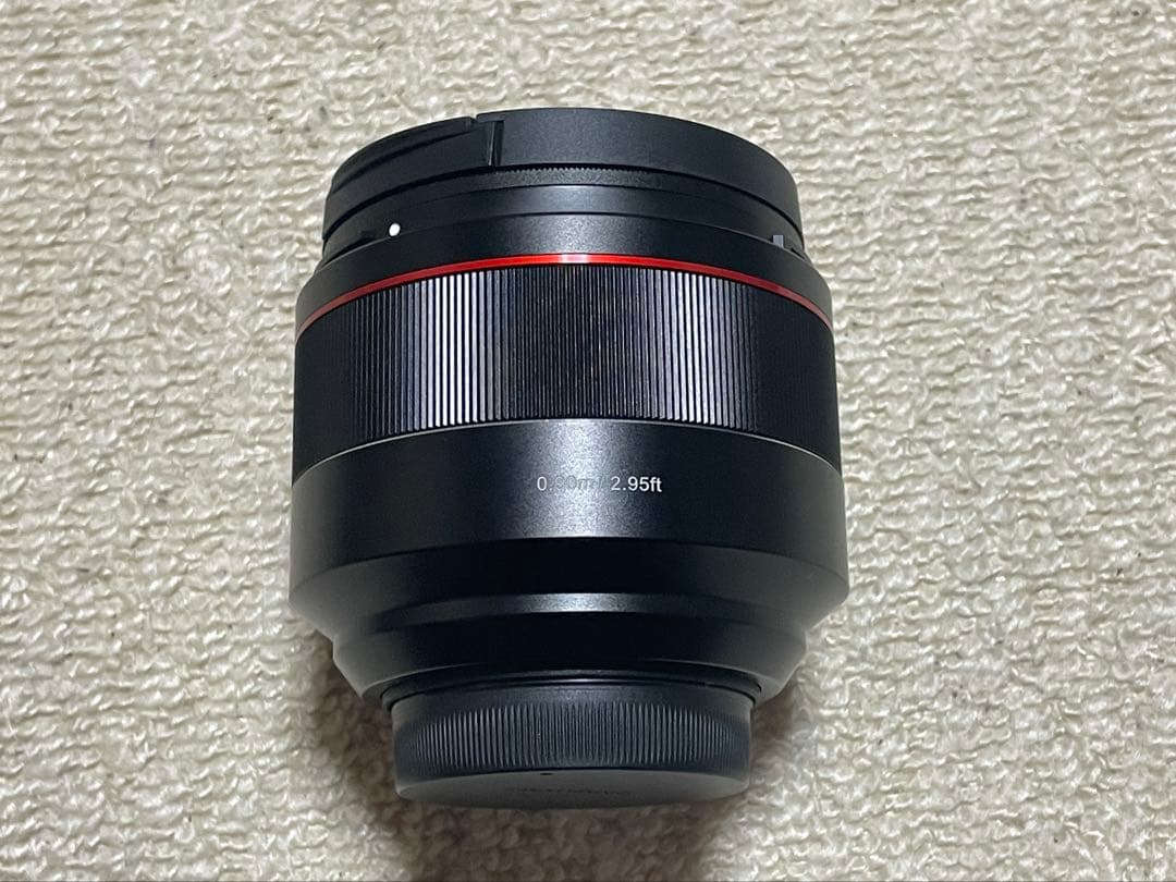 SAMYANG AF 85mm F1.4 レンズ