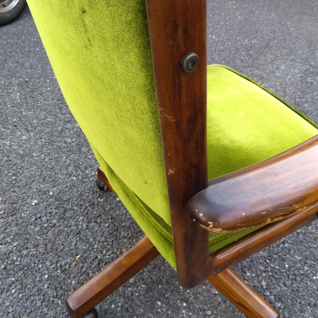 カリモク カリモク60　ヴィンテージ・デスクチェア　役員用チェア　回転椅子