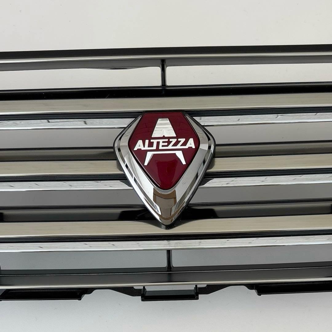 【未使用品】廃盤品　トヨタ　アルテッツァ　フロントグリル　メーカー純正品