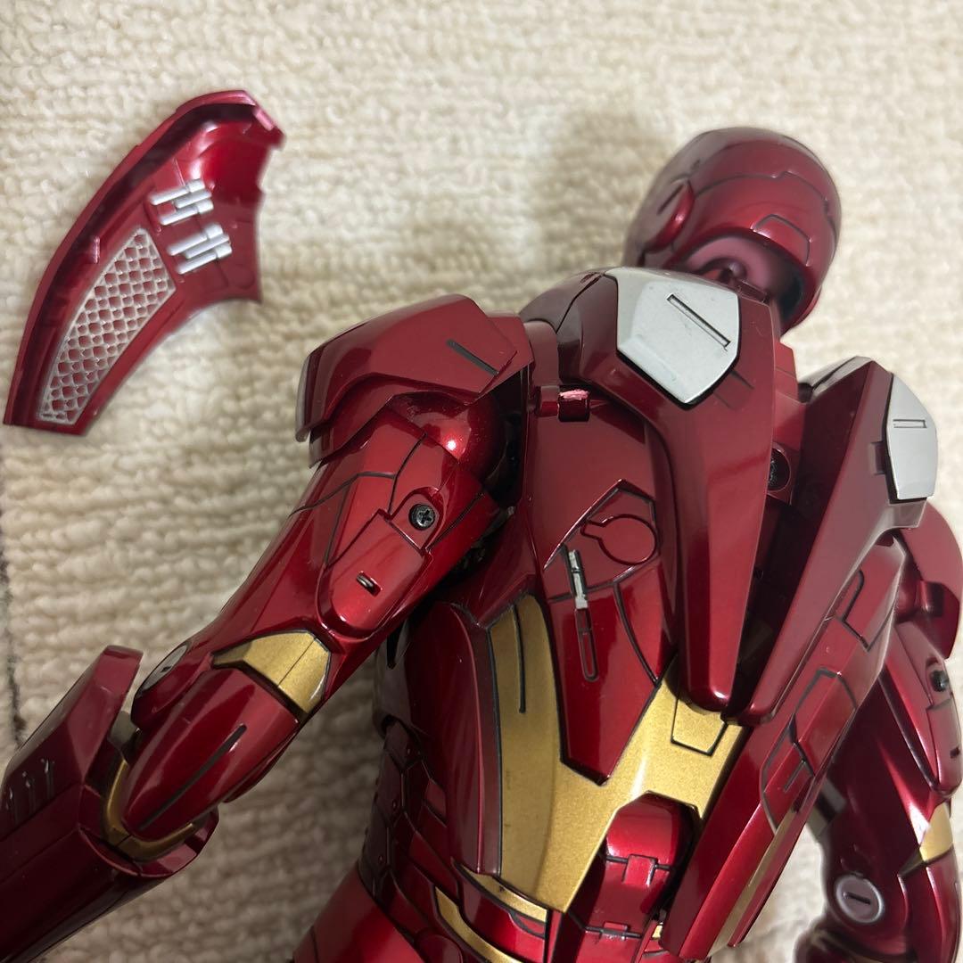 ホットトイズ　アイアンマン・マーク7 1/6(MM#185)