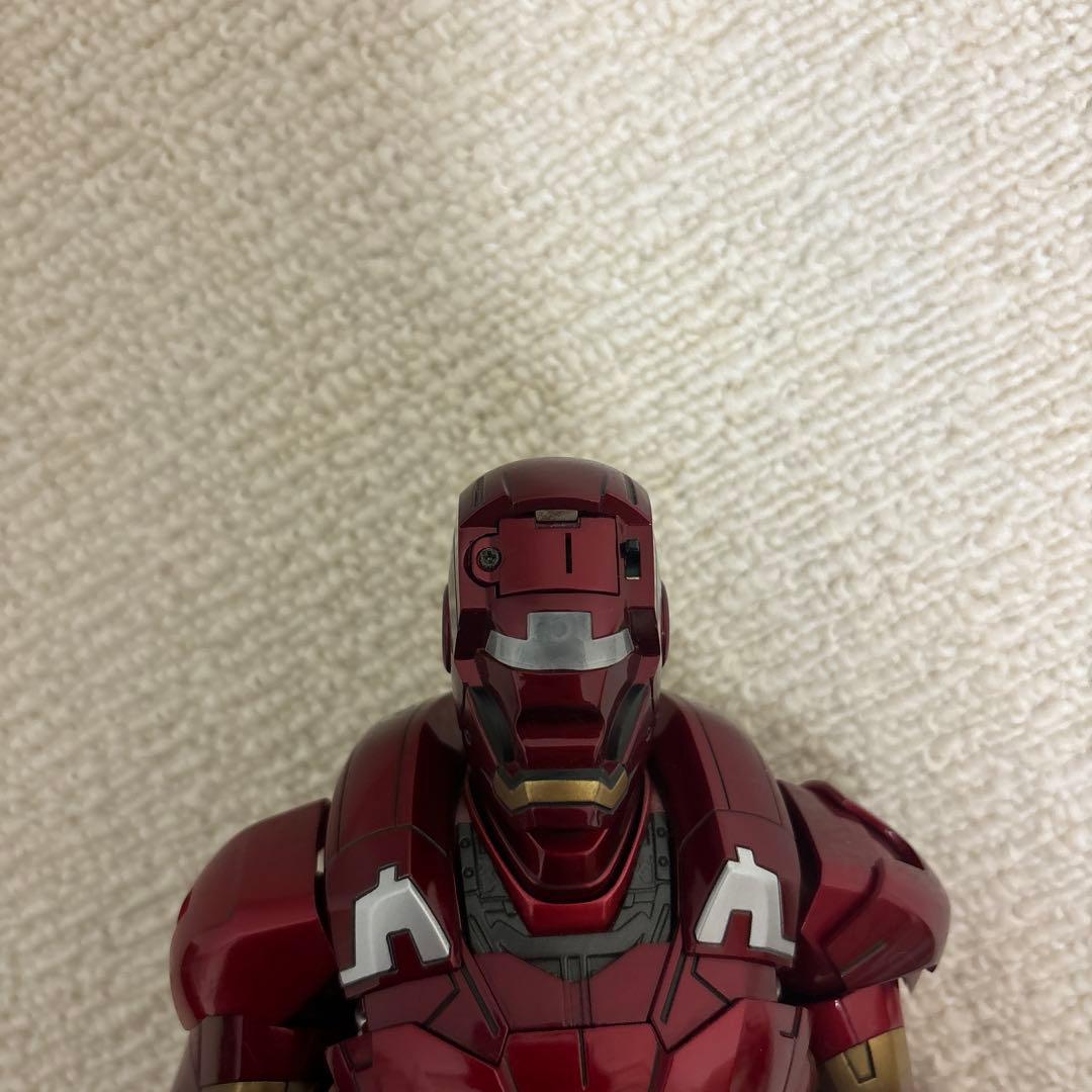 ホットトイズ　アイアンマン・マーク7 1/6(MM#185)