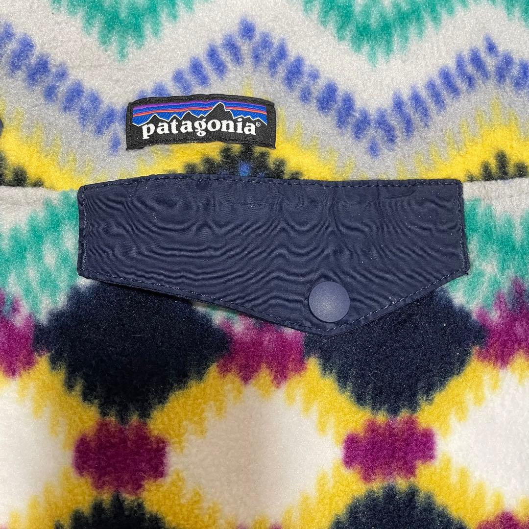 で*ろ様 パタゴニア　Patagonia シンチラスナップT 総柄