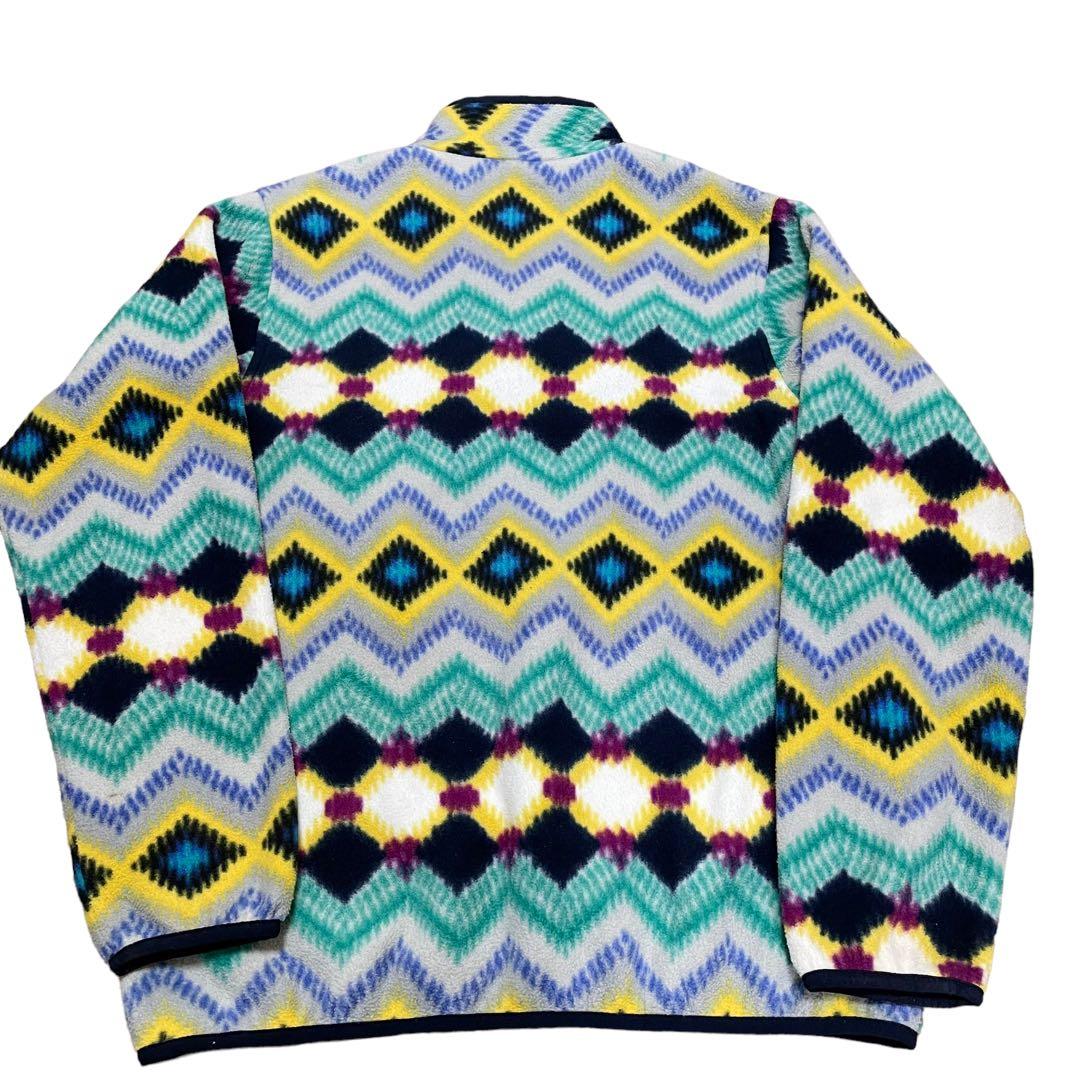 で*ろ様 パタゴニア　Patagonia シンチラスナップT 総柄