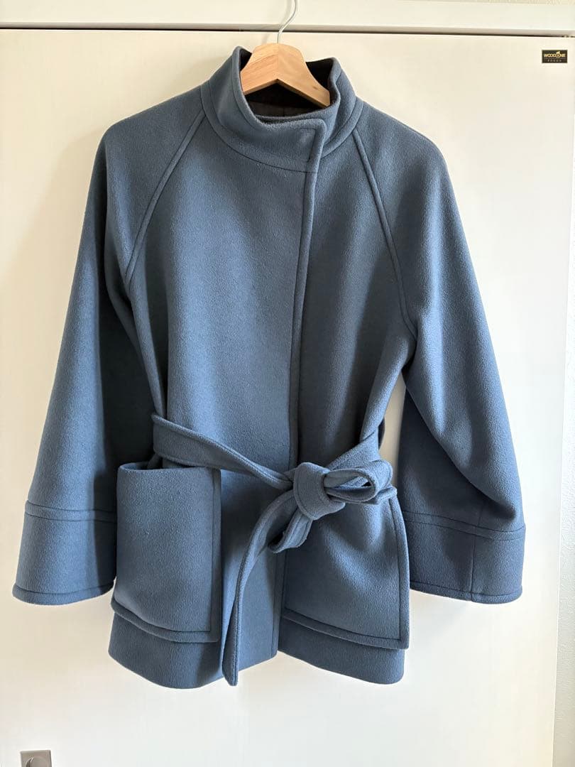 PUBLIC TOKYO ハイネックウールショートコート