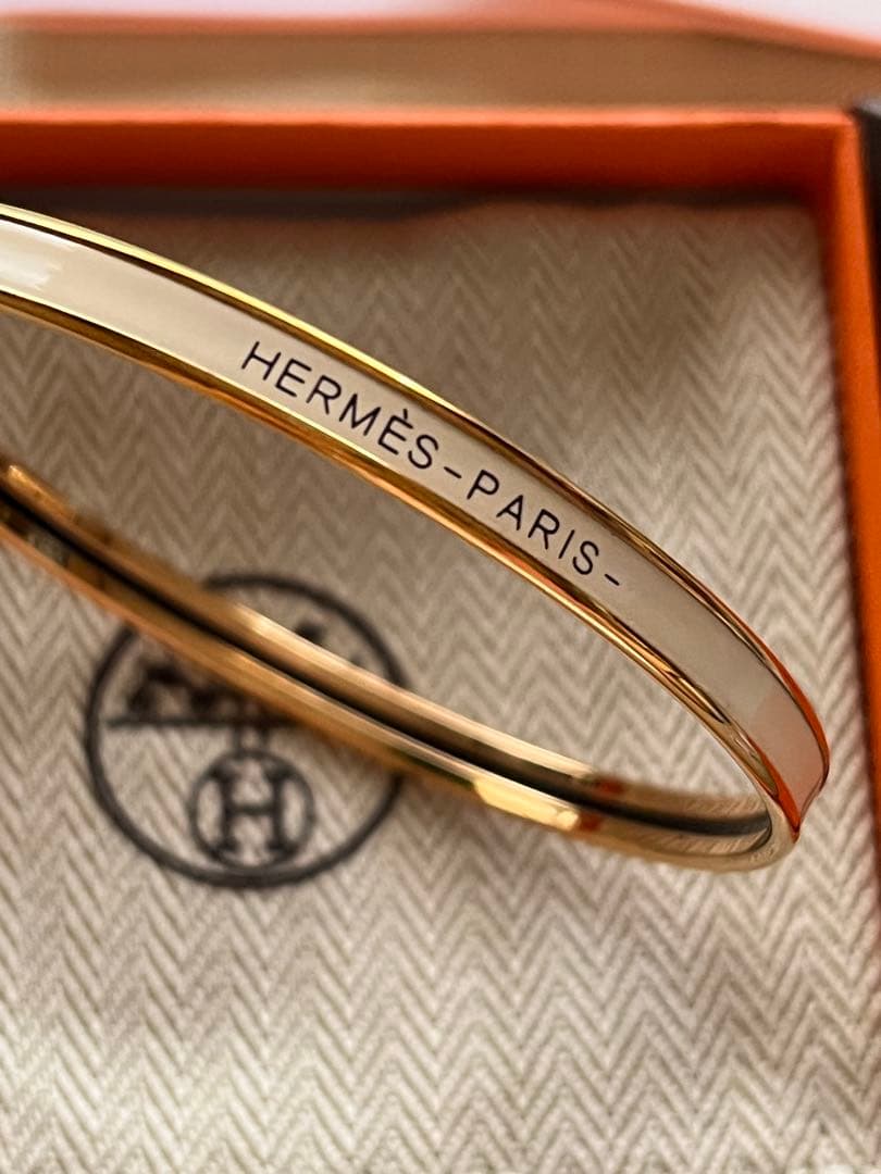 おいもろさんです　エルメス　ユニ　クレーム　ピンクゴールド　70