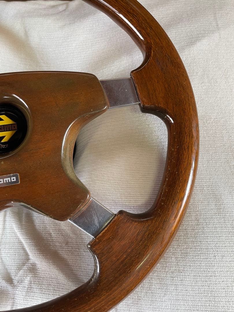 MOMOアストラ ウッド ステアリング 希少 美品