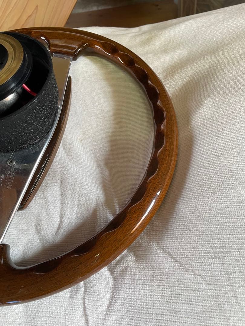 MOMOアストラ ウッド ステアリング 希少 美品