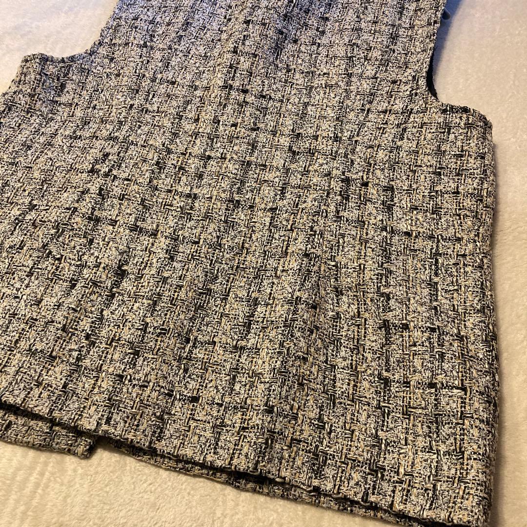 【美品】INDIVI ミックス ツイードジレ 大きいサイズ 13号 金ボタン