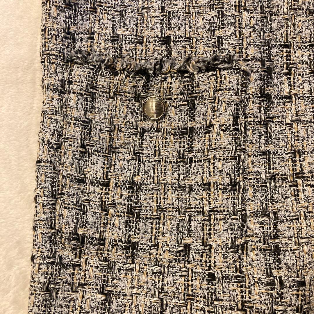 【美品】INDIVI ミックス ツイードジレ 大きいサイズ 13号 金ボタン