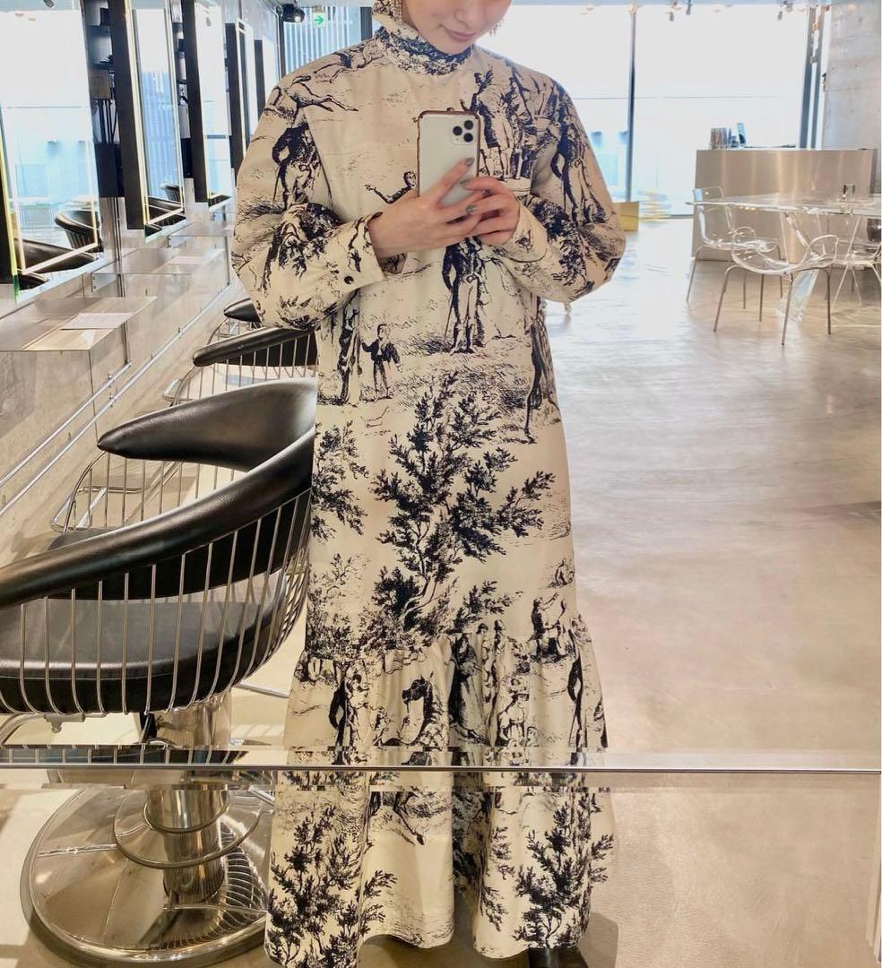 ビョコさん　JOHN フレンチプリントドレス