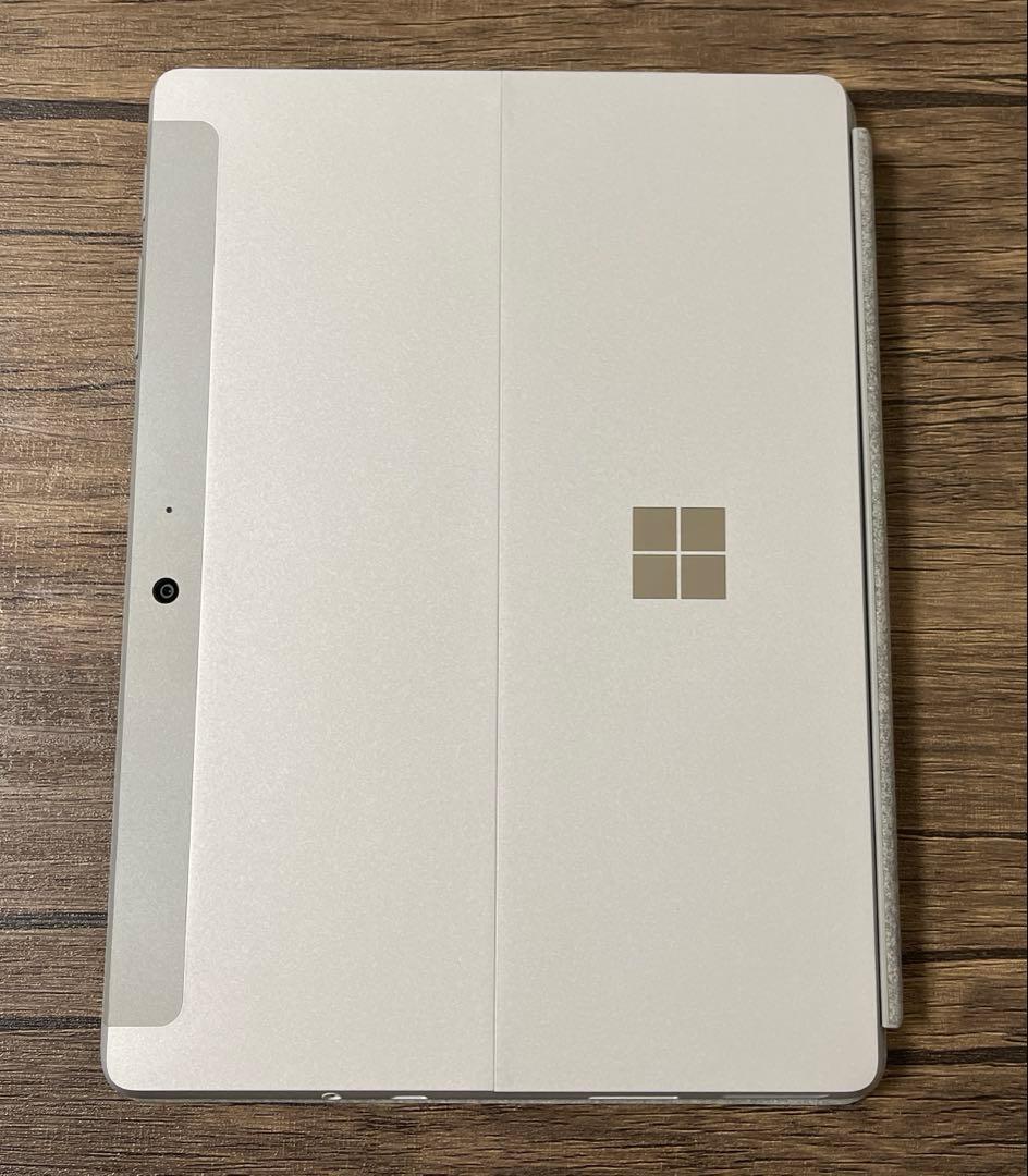 Surface Go (128GB/8GB) & タイプ カバー (プラチナ)